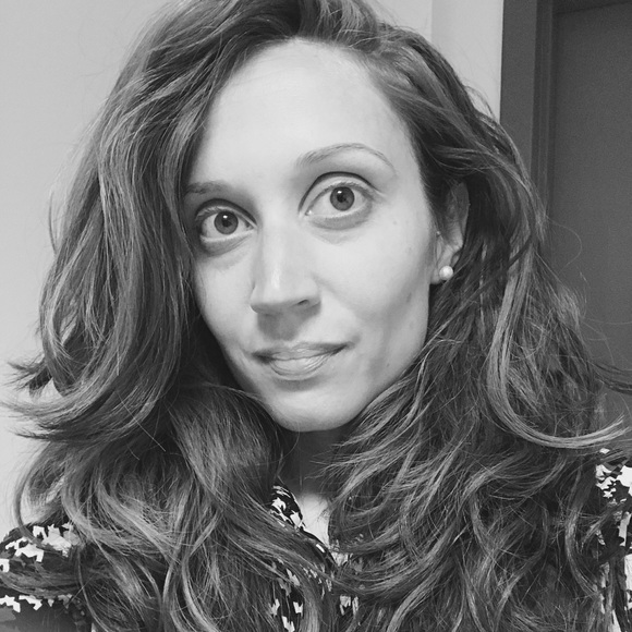 Meet your Posher, Paisley - Picture 1 of 1